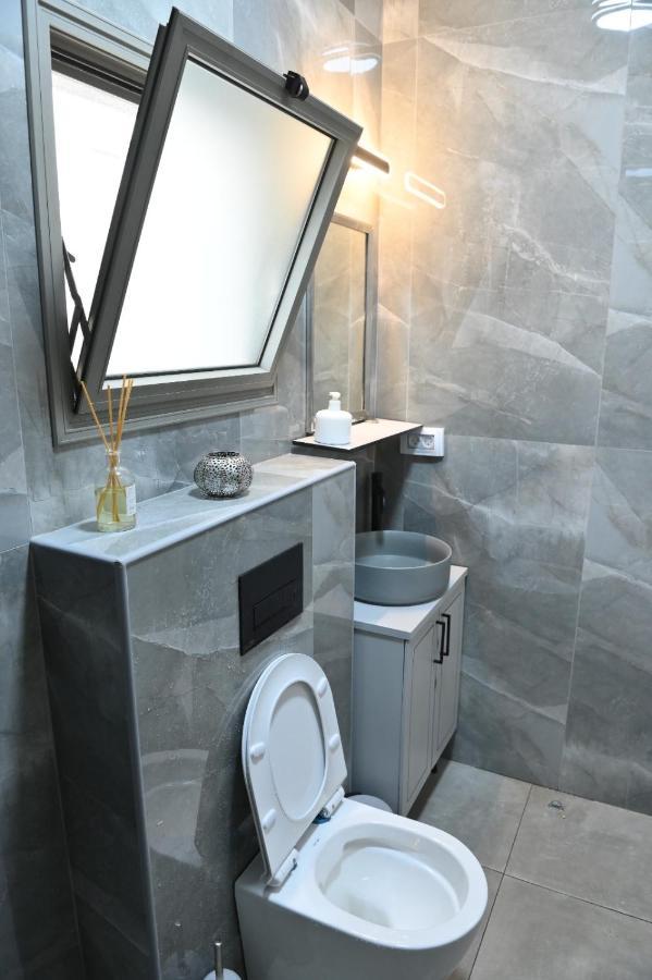 פסגת יובלים Apartment Kiryat Shemona ภายนอก รูปภาพ